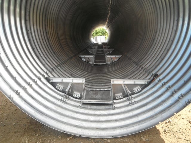 Rust-proof structural plate culvert​ ​with fish baffle inserts