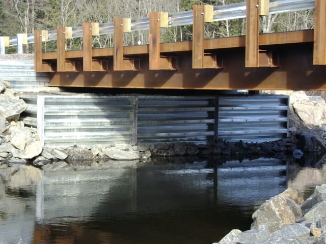 Bolt-A-Bin-cellular-bin-wall-bridge-abutment