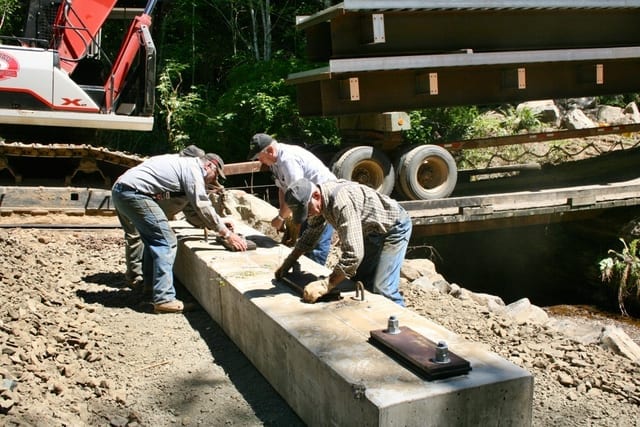 Bearing-plates-for-detour-bridge.jpg