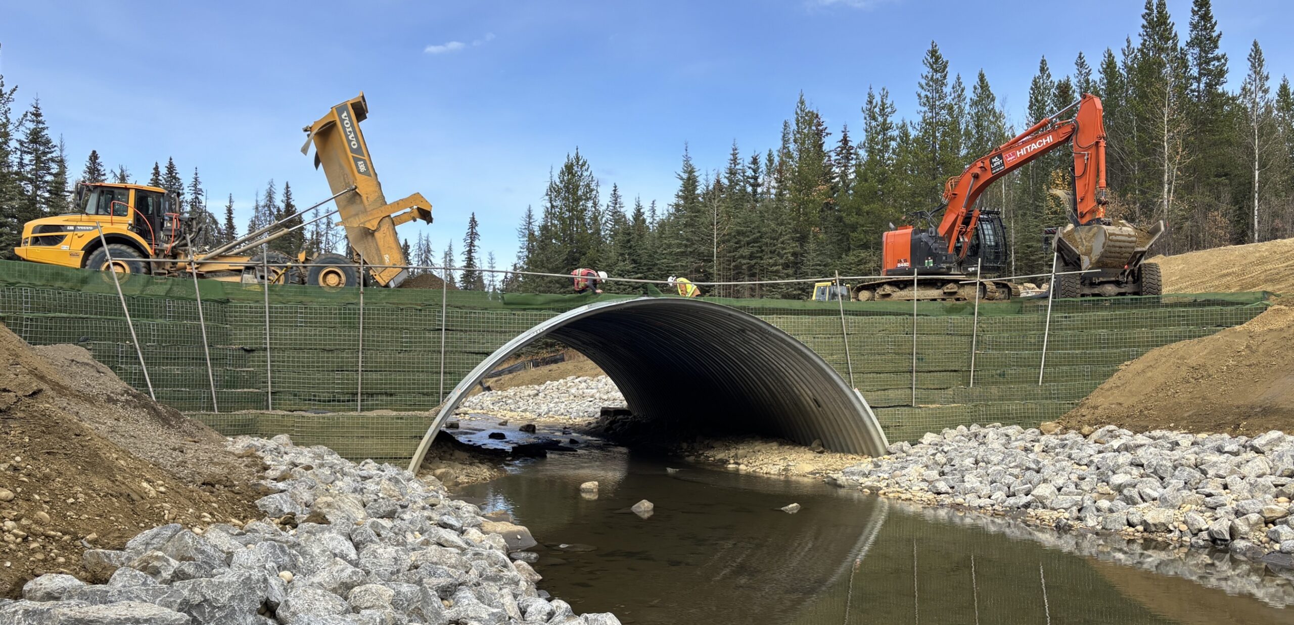 Construction view of Super-Cor stream crossing with GRS headwalls